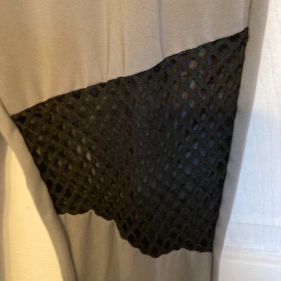 Two-Tone Mess Leggings - Picture 2 of 3